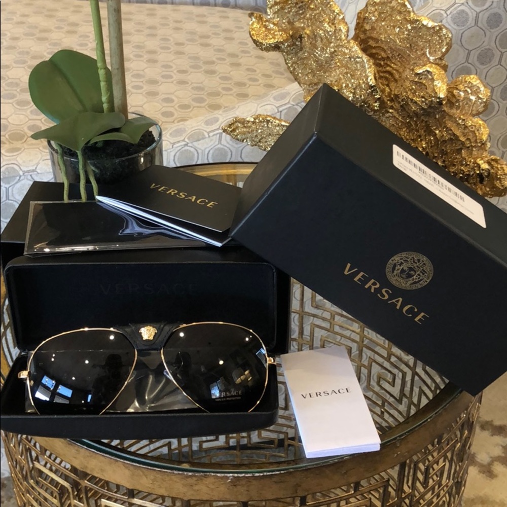Versace Sunglasses - Baroque